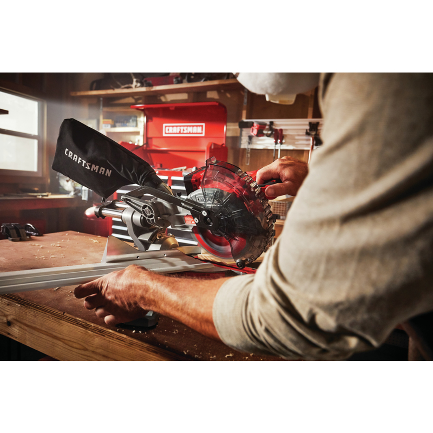 Craftsman V20 7-1/4 in. Cordless Sliding Miter Saw Kit (Battery \u0026 Charger)