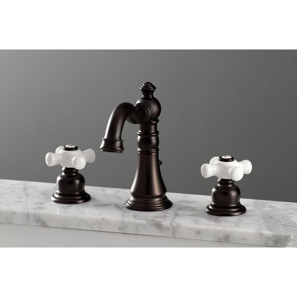 Kingston Brass American Classic 8 in Widespread 2Handle Bathroom Faucet in Oil Rubbed Bronze