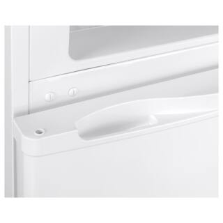 Haier 9.8 cu. ft. Top Freezer Refrigerator in White HA10TG21SW