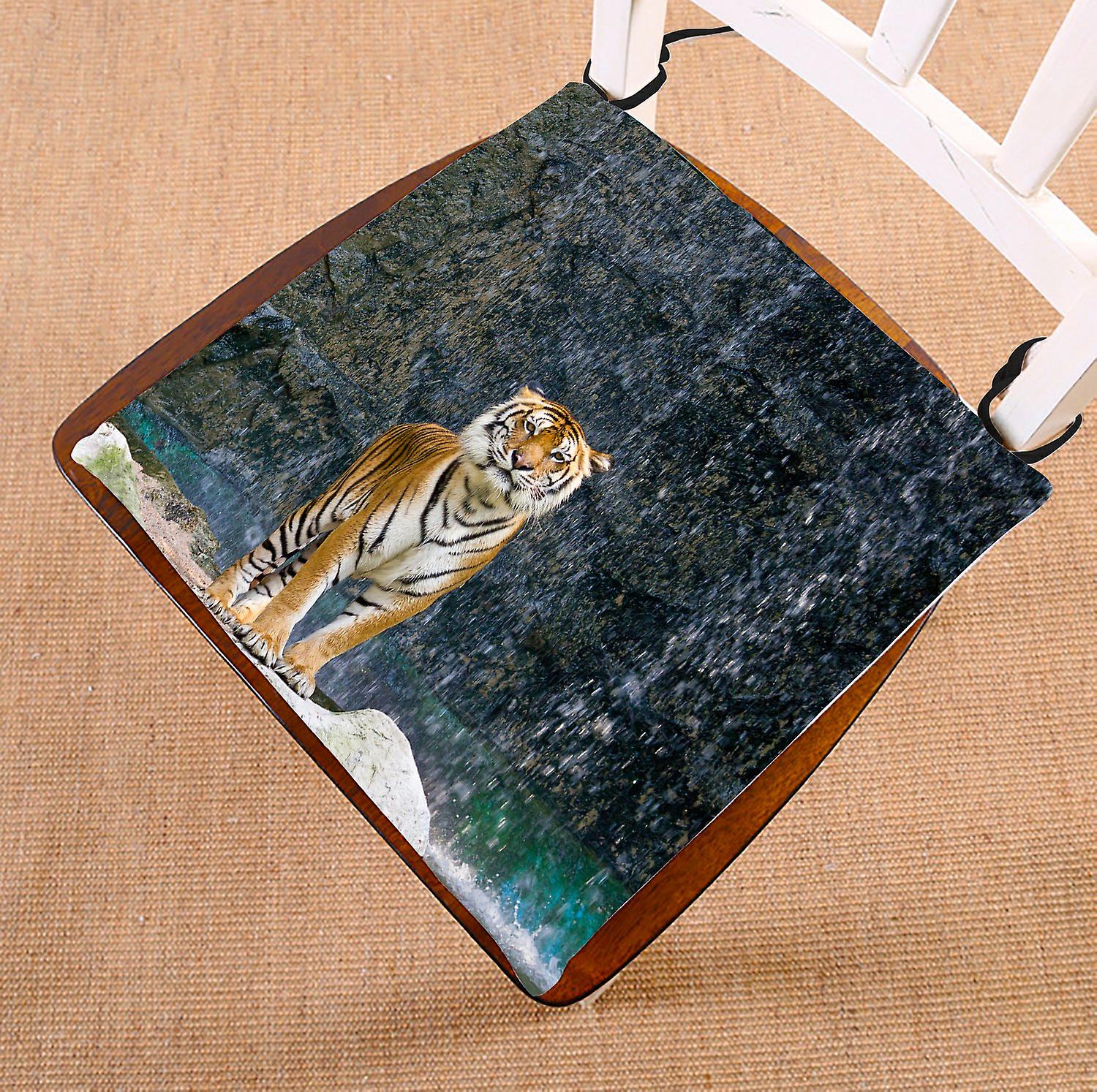 Animal Chair Pad， Tiger Standing On The Rock Near The Waterfall Mountain Landscape Seat Cushion Chair Cushion Floor Cushion 40x40 Cm