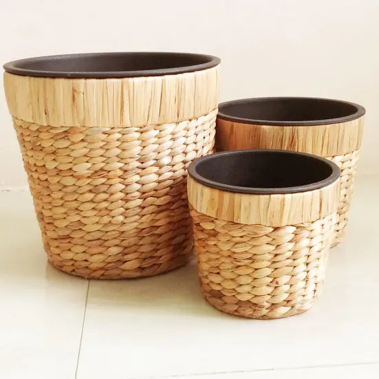 Hand woven Water Hyacinth Wicker Planter Pot Garden Iron Frame