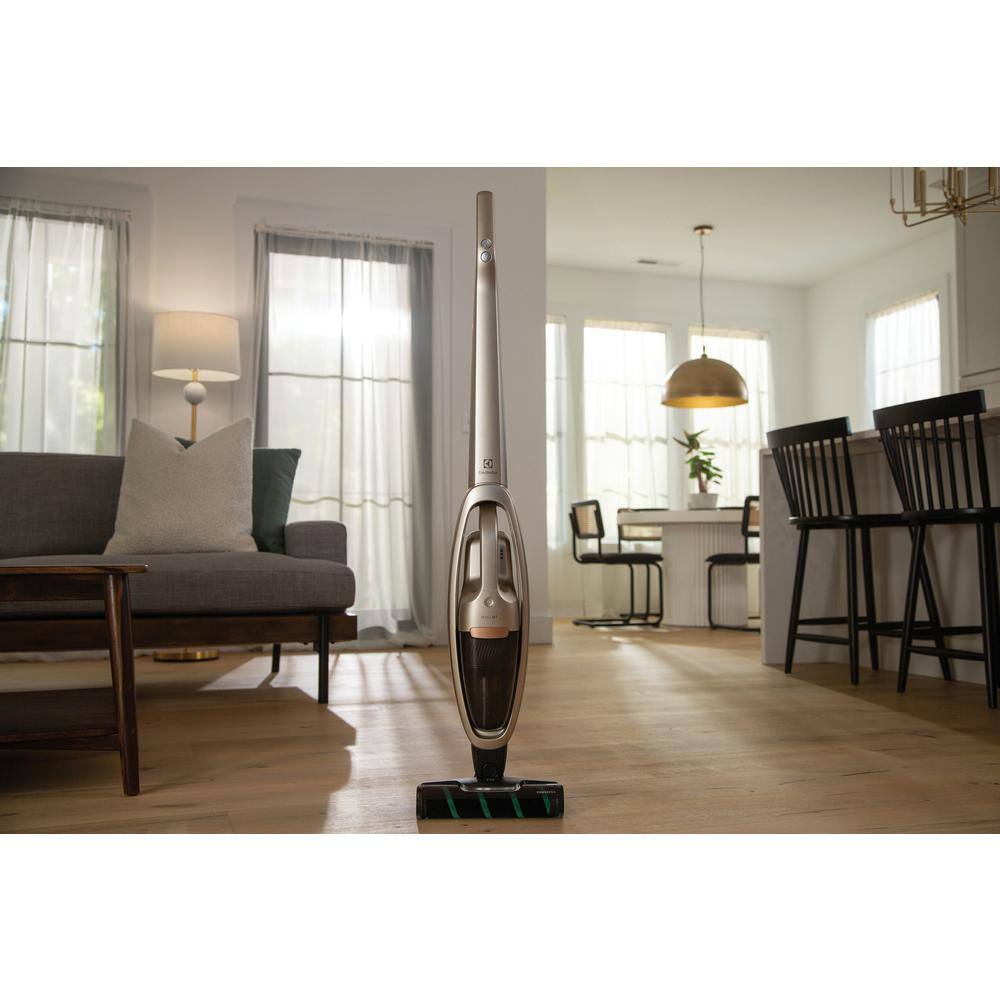 Electrolux Well Q7 Hard Floor Bagless Cordless Stick Vacuum in Soft Sand EHVS35H2AQ