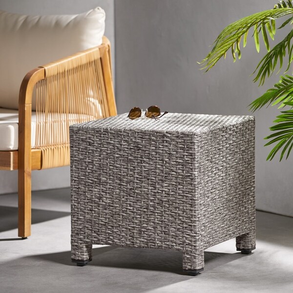 Clean Cube Shape Wicker Coffee Table