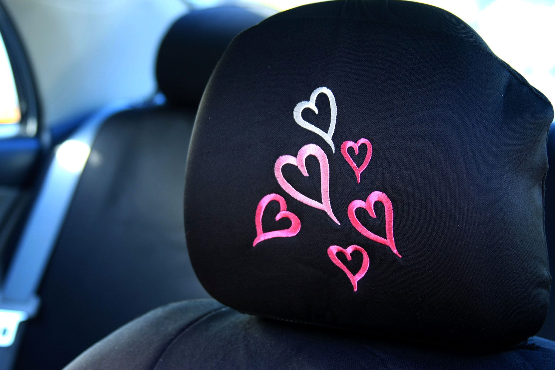 Yupbizauto 2X Red Pink Hearts Logo Car Truck SUV Headrest Covers.  Universal size.