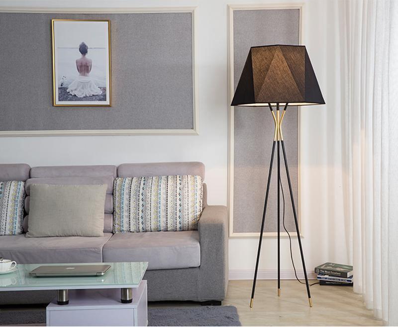 Solitaire Floor Lamp