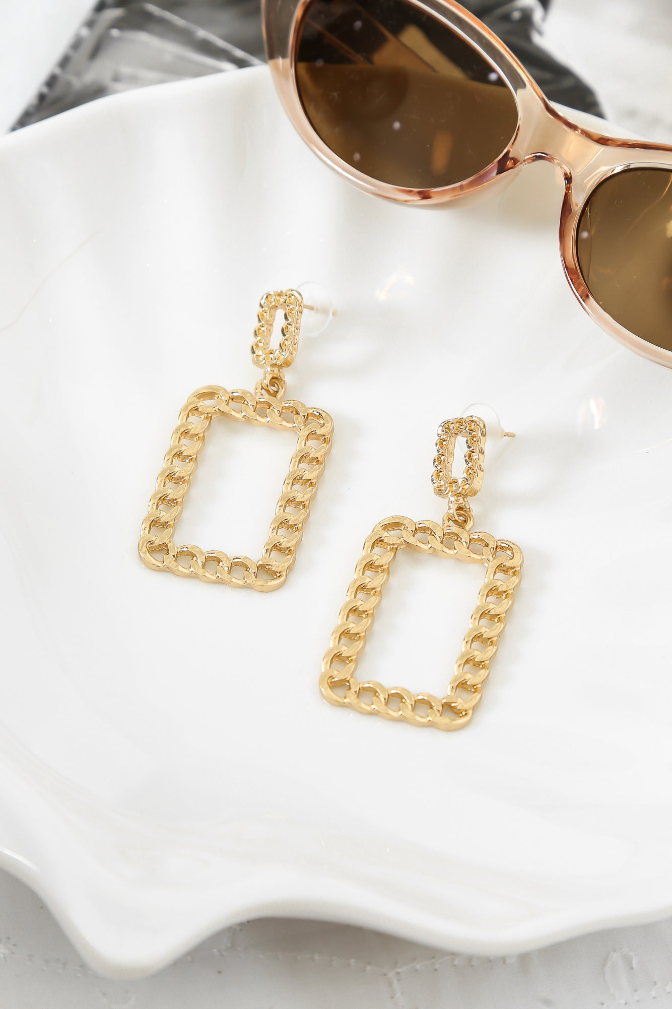 Dada Earrings Gold