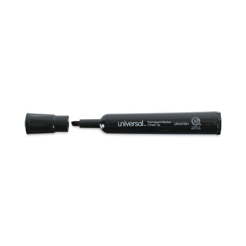 Universal Chisel Tip Permanent Marker， Broad， Black， Dozen (07051)