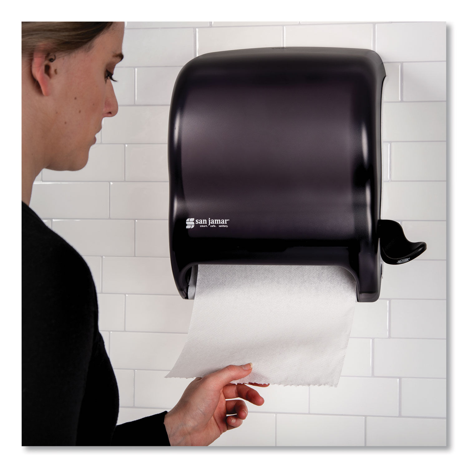 Element Lever Roll Towel Dispenser by San Jamarandreg; SJMT950TBK