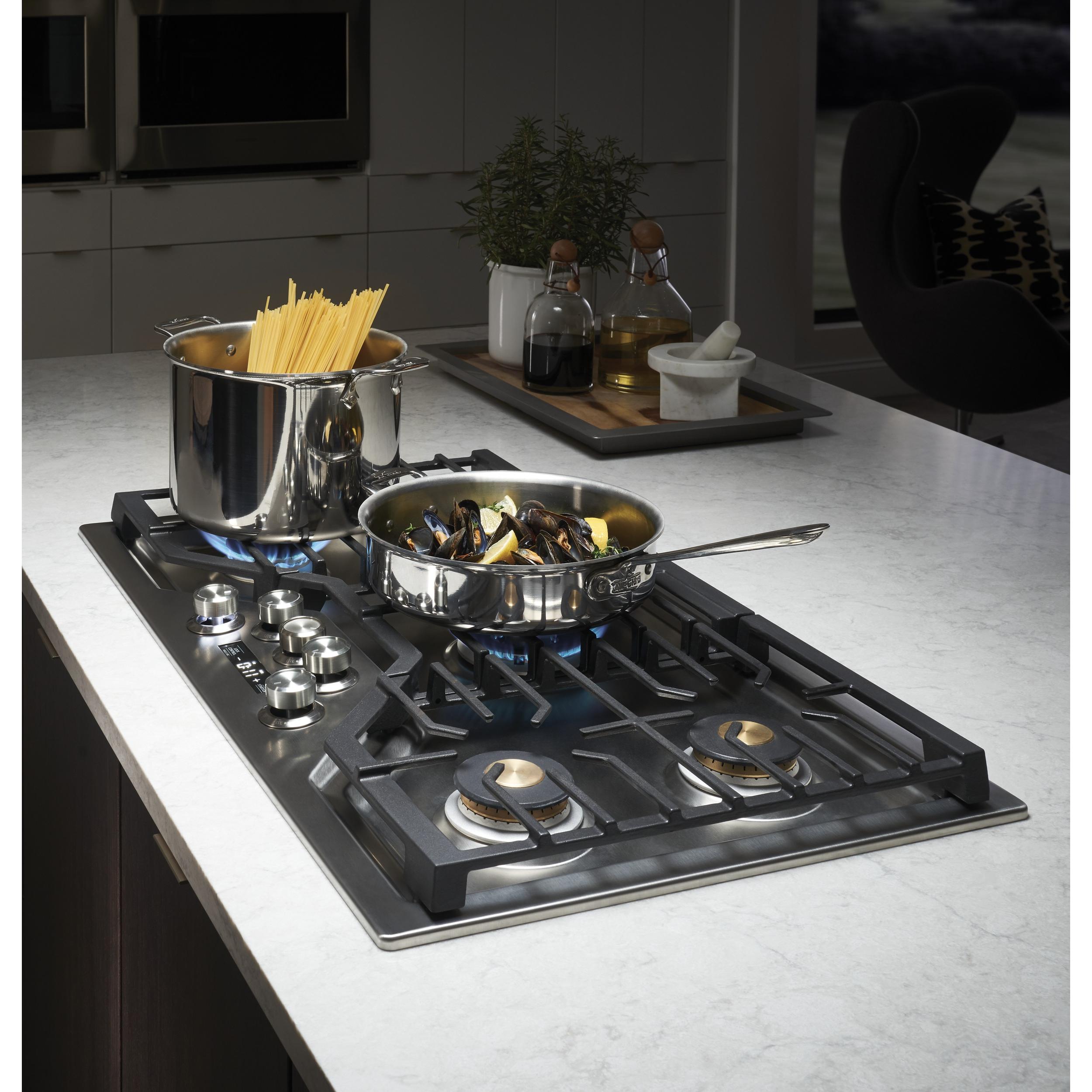 Monogram 36-inch Built-In Gas Cooktop ZGU36ESLSS