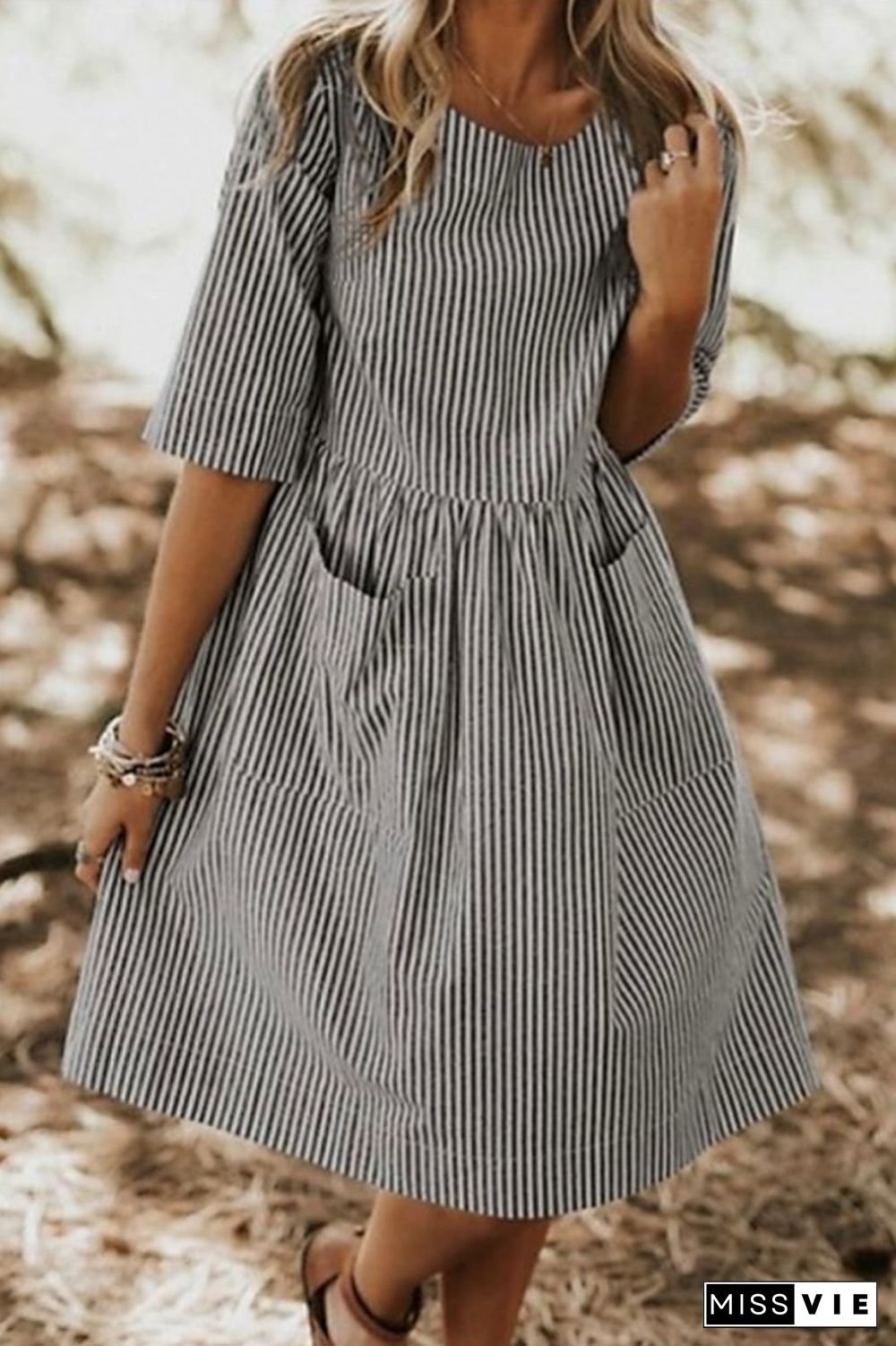 Casual Striped Pocket O Neck The Midi Dresses(2 Colors)