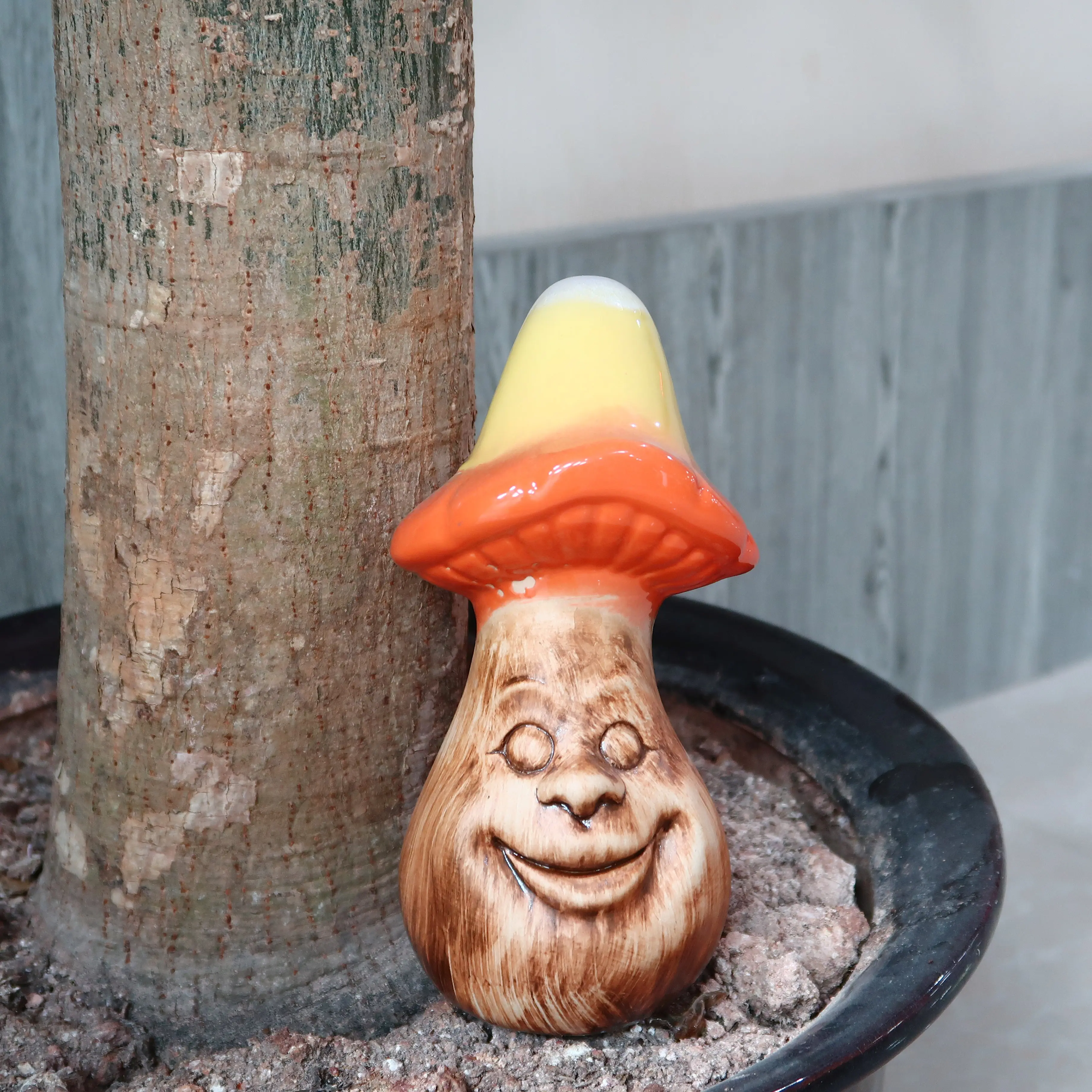 Professional Manufacturer  Season Home And Garden Cute Garden Accessories Plant Decoration Ceramic Mushroom Decoration