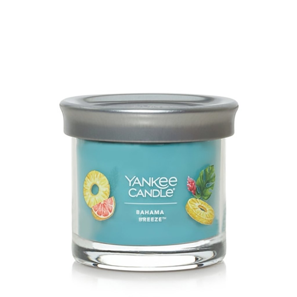 Yankee Candle  Signature Small Tumbler Candle in Bahama Breeze