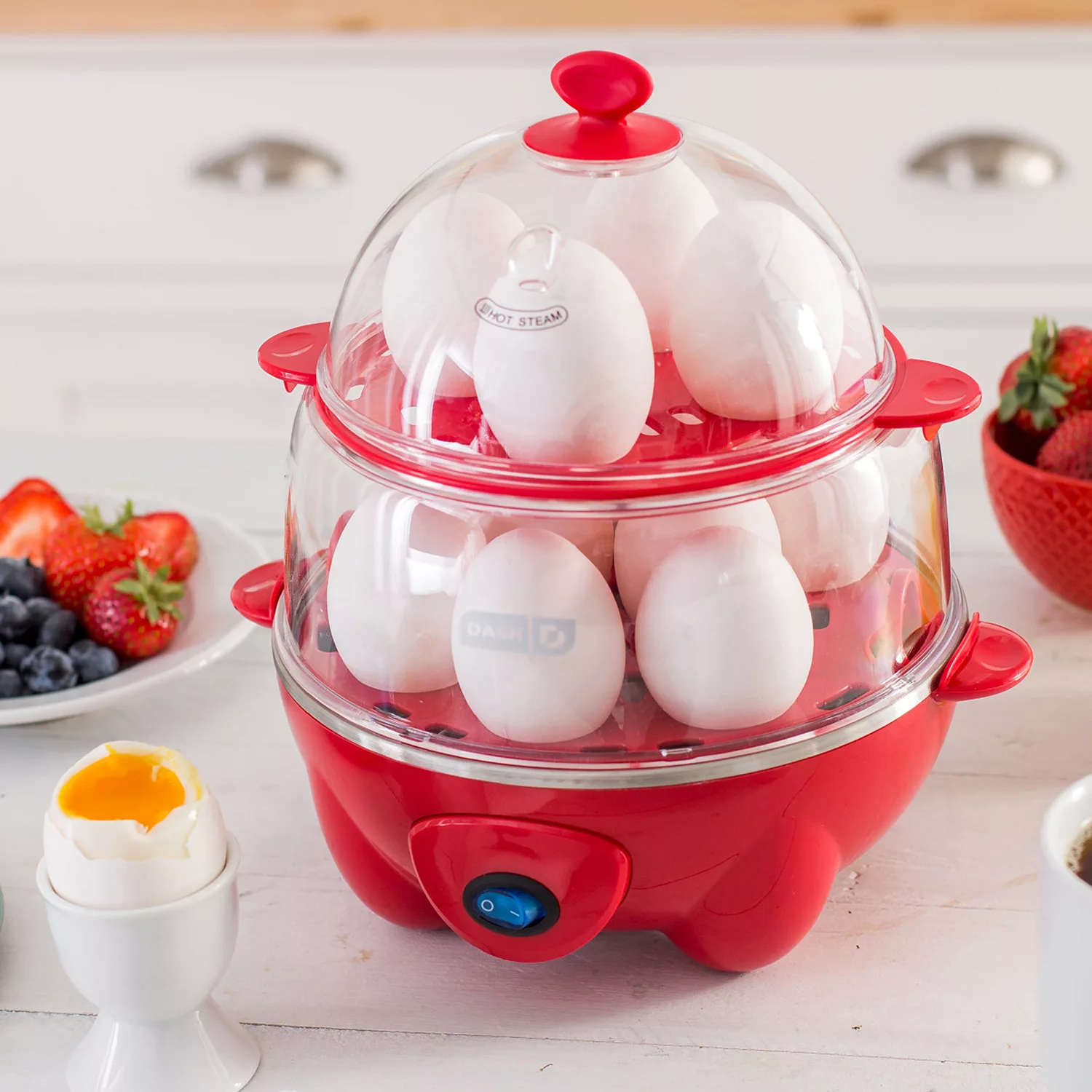 Dash Deluxe Rapid Egg Cooker， 12 Egg - Red