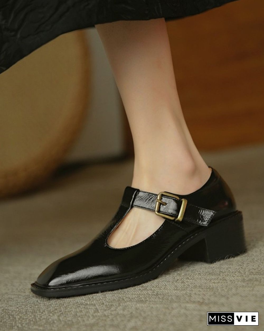 Square-toe Solid Color Lacquered Leather Shallow Mouth High Heels