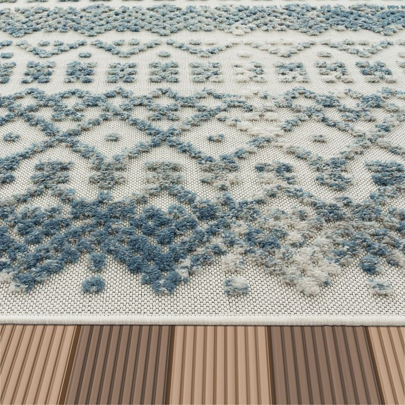 In- and Outdoor Rug Marrakesh Trellis Pattern with High/Low Effect