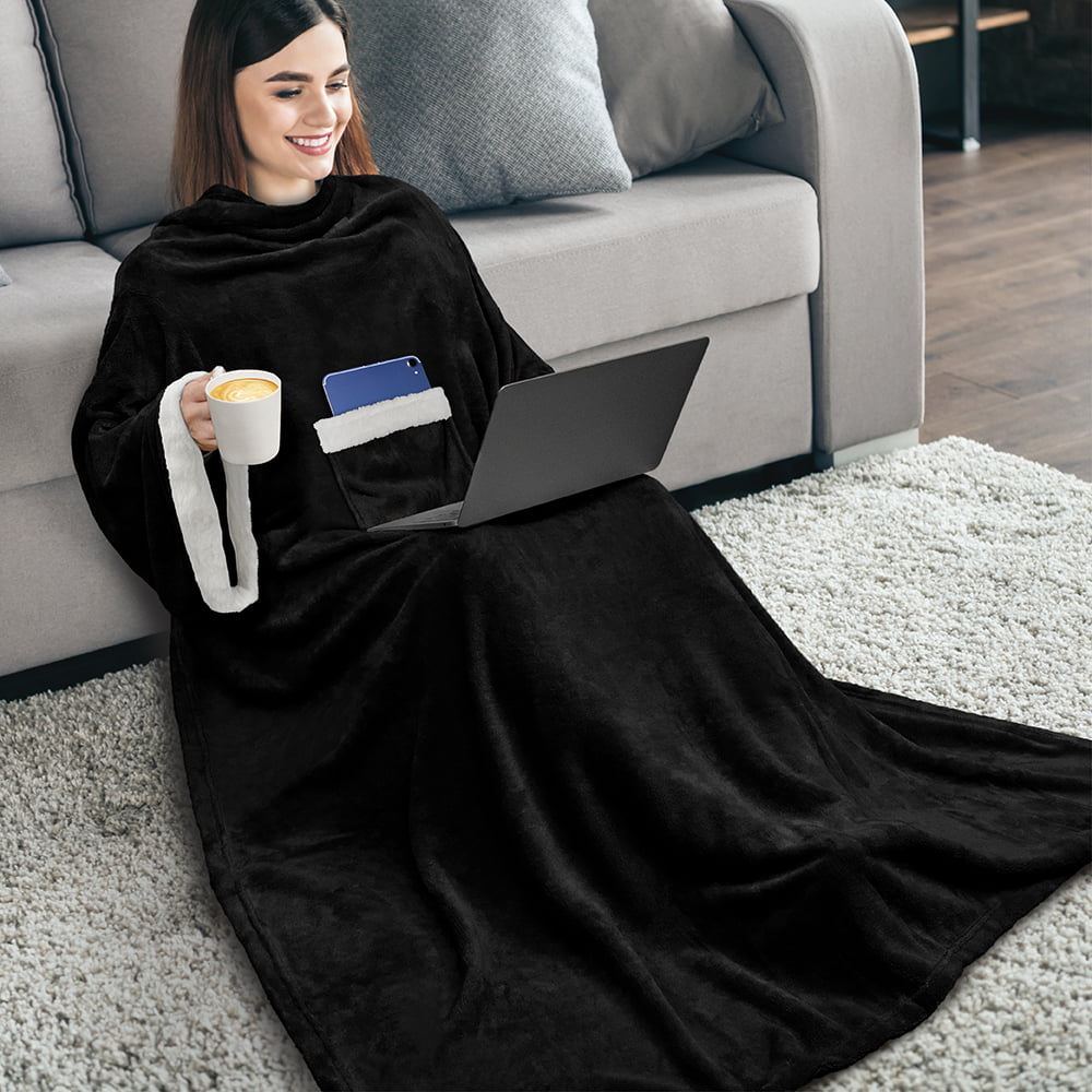 PAVILIA Deluxe Fleece Blanket with Sleeves for Women Men Adult， Wearable Blanket Warm Cozy， Super Soft Sleeved Throw with Arms Pocket， Gift for Women Mom Wife (Black)