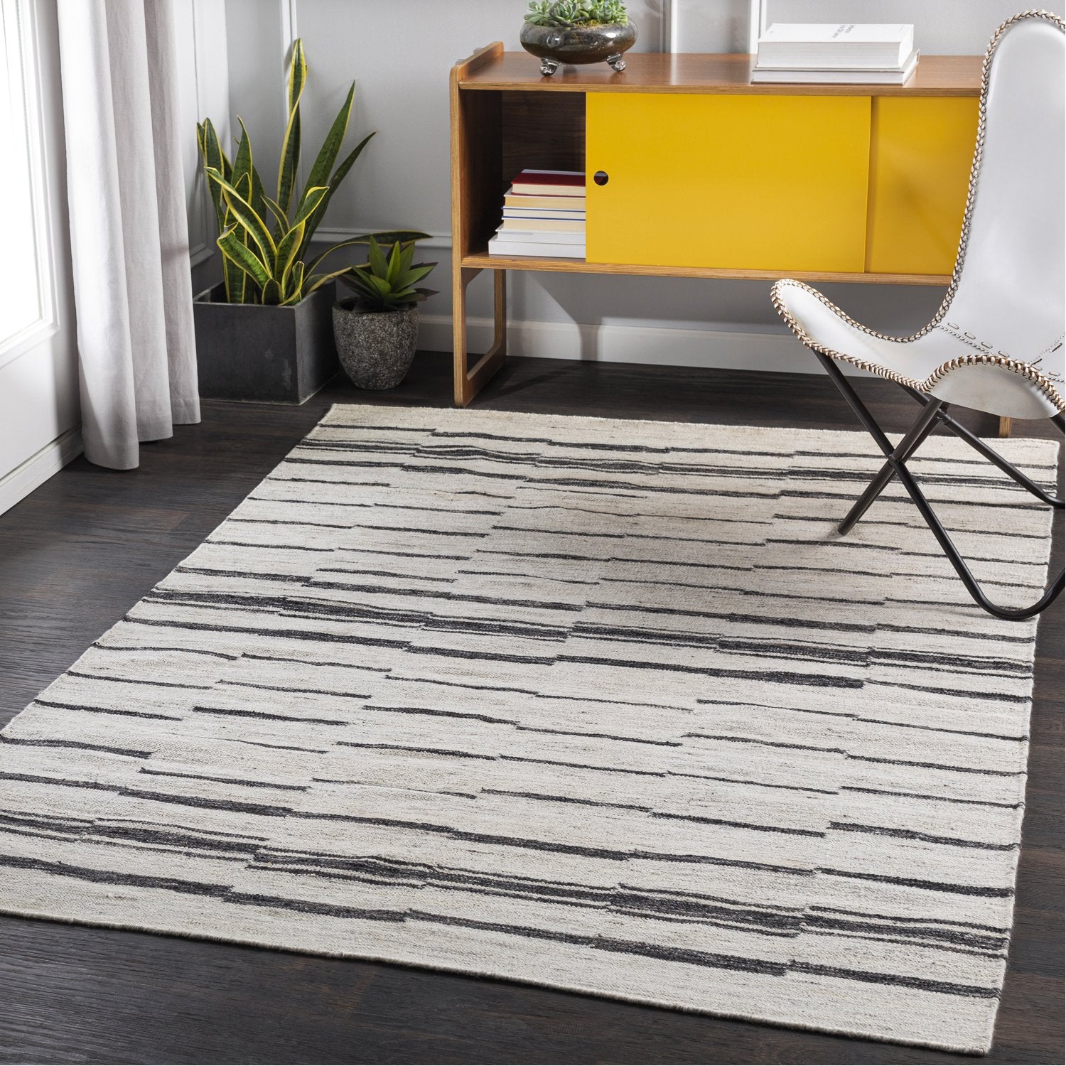 Tamaris Hand Woven Rug in Cream, Charcoal, Medium Gray, Light Gray