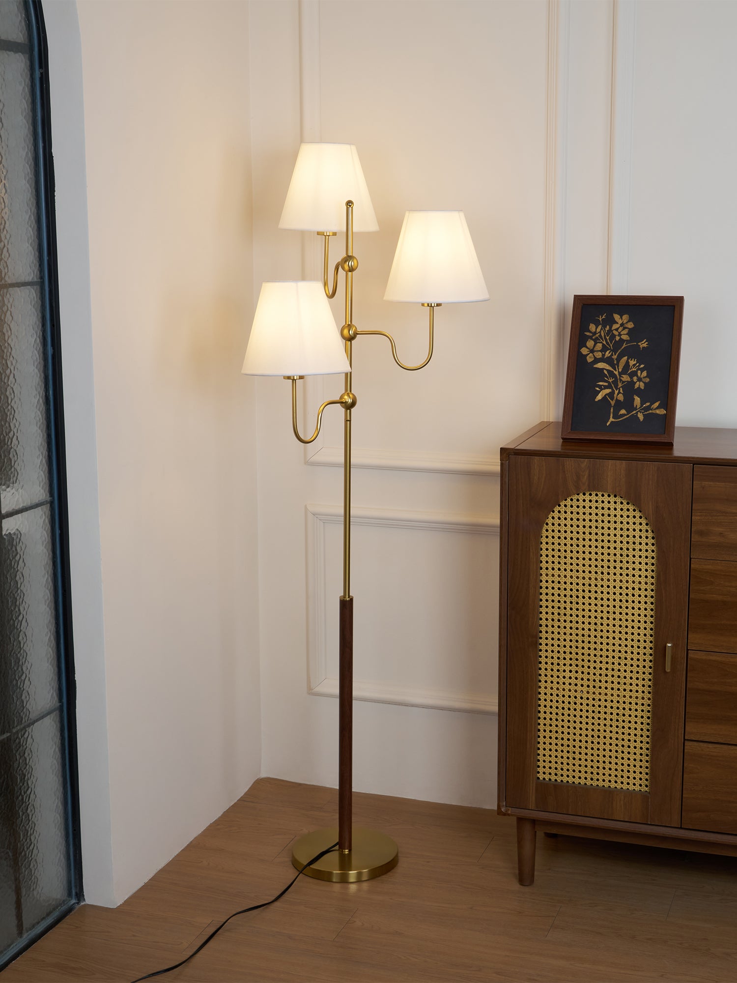 Serenade Floor Lamp