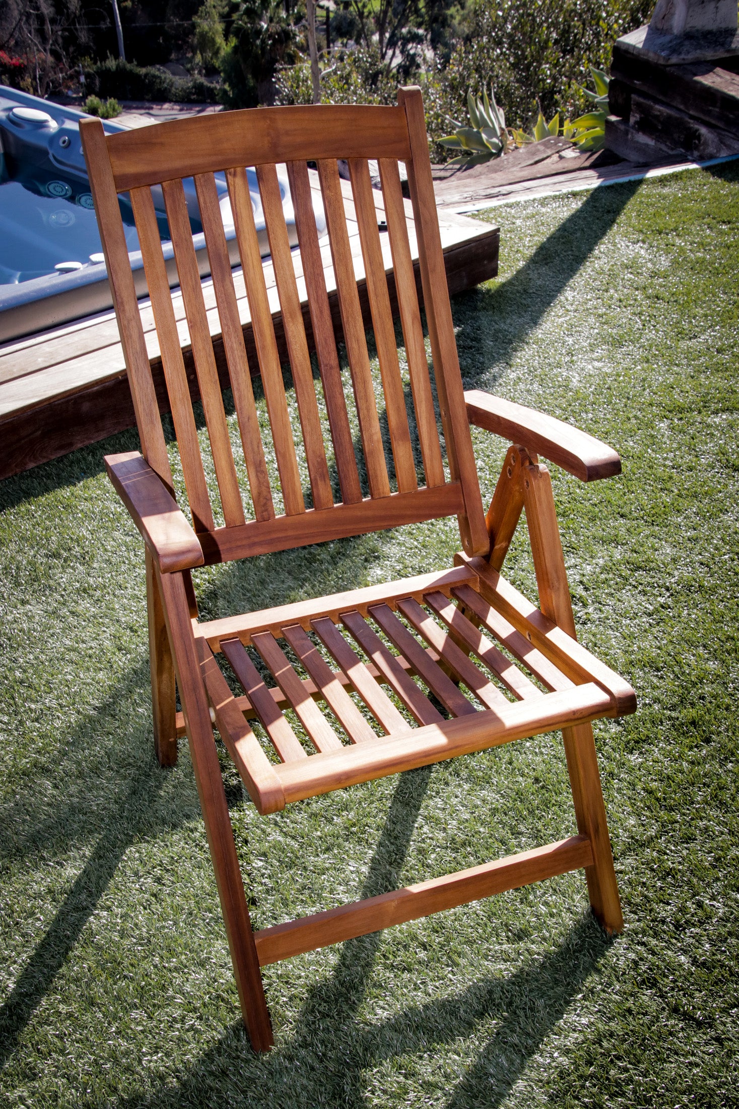 SeaTeak Avalon Folding Multi-Position Deck Chair with Arms, Oiled Finish