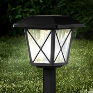 Hampton Bay Oakleigh 16 Lumens Solar 2-Tone Black and Grey LED Landscape Pathway Light Set with Vintage Bulb (6-Pack) NXT-P7100-04