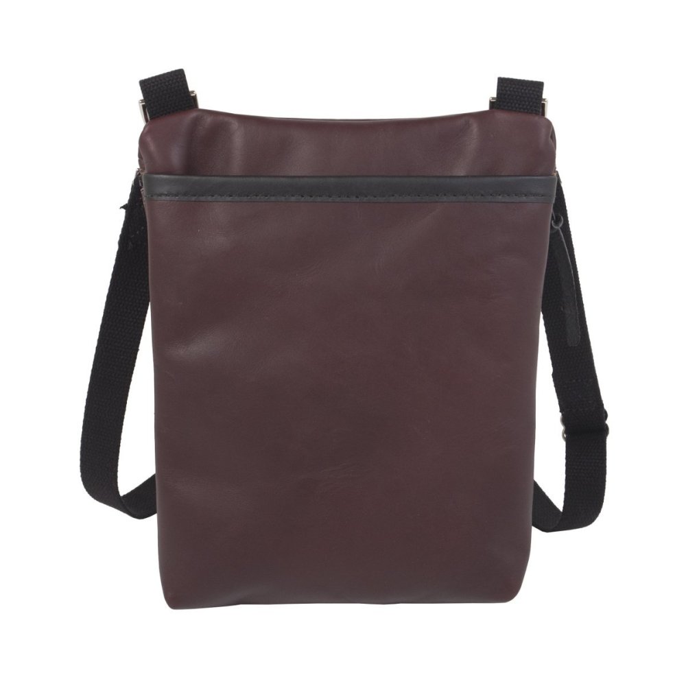 4 Liter Capacity Brown Smooth Leather Traverse Crossbody Bag ;