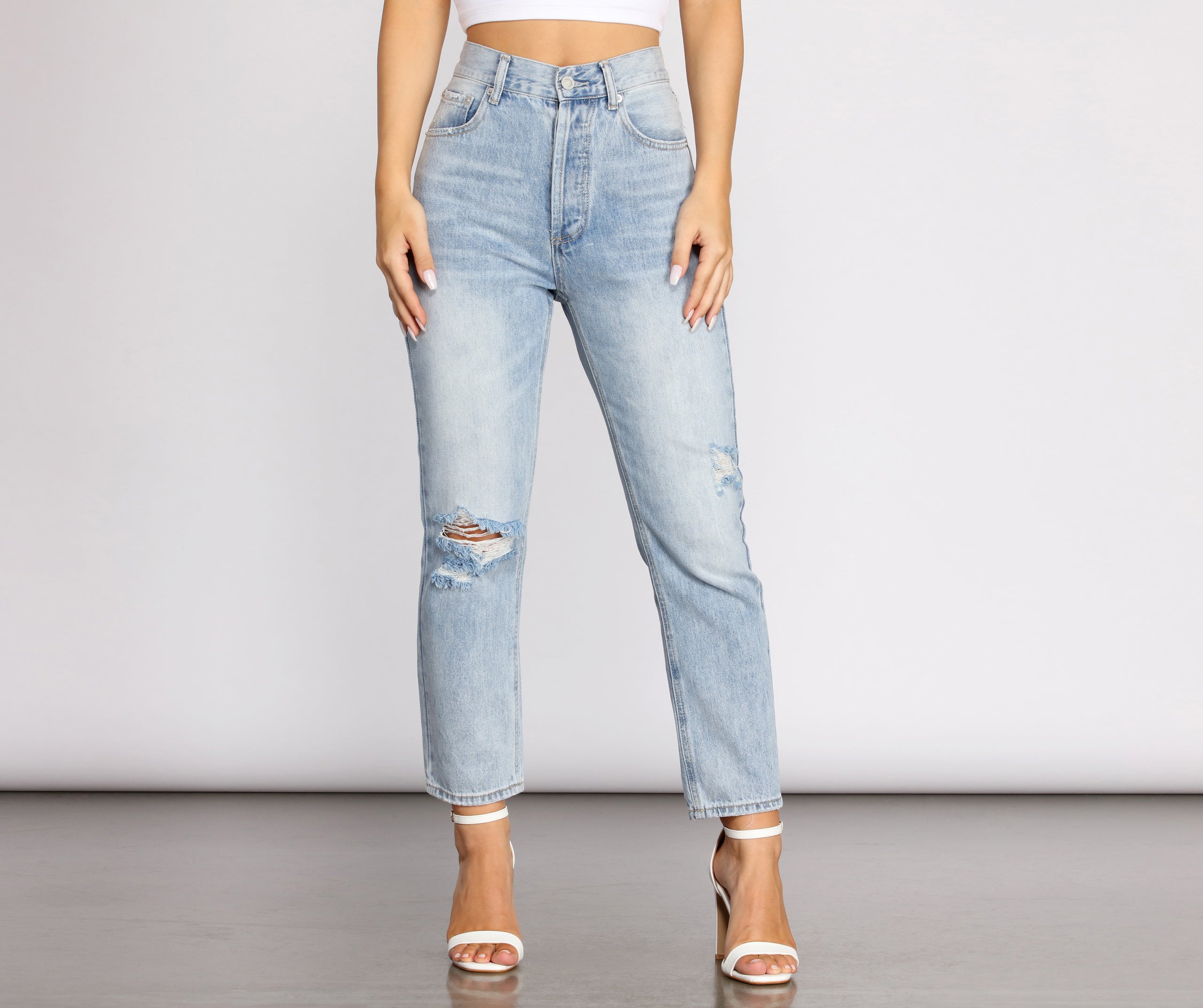 High Rise Drama Destructed Jeans