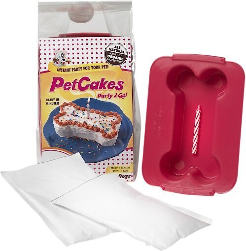 PetCakes Carob Flavor Microwavable Birthday Cake Mix Kit With Bone Shaped Pan Dog Treats， 4.6-oz bag