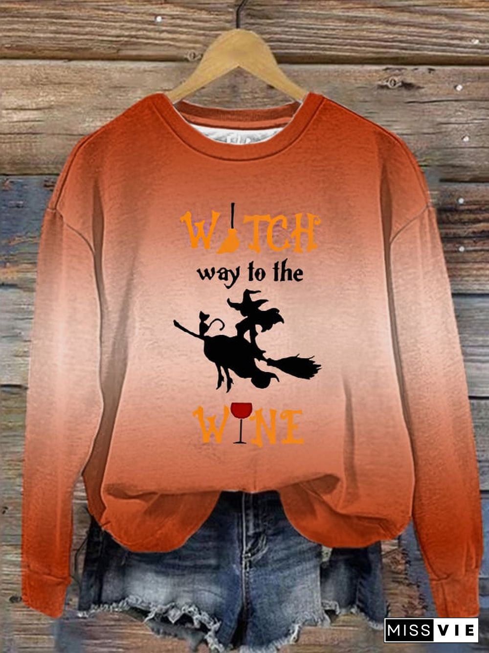 Women's Halloween Witch Way To The Wine Gradient Color Printed Sweatshirt