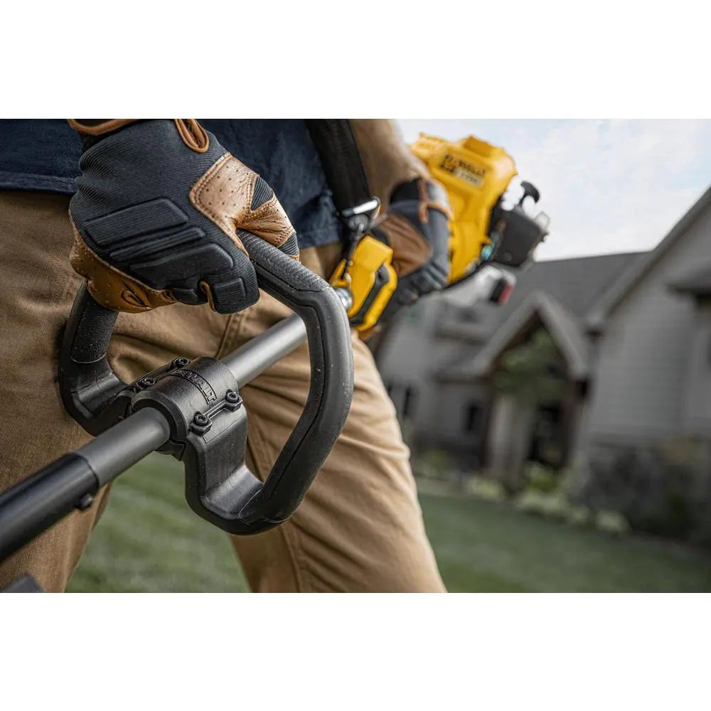 DEWALT DXGST227SS 27 cc 2-Stroke Gas Straight Shaft String Trimmer with Attachment Capability