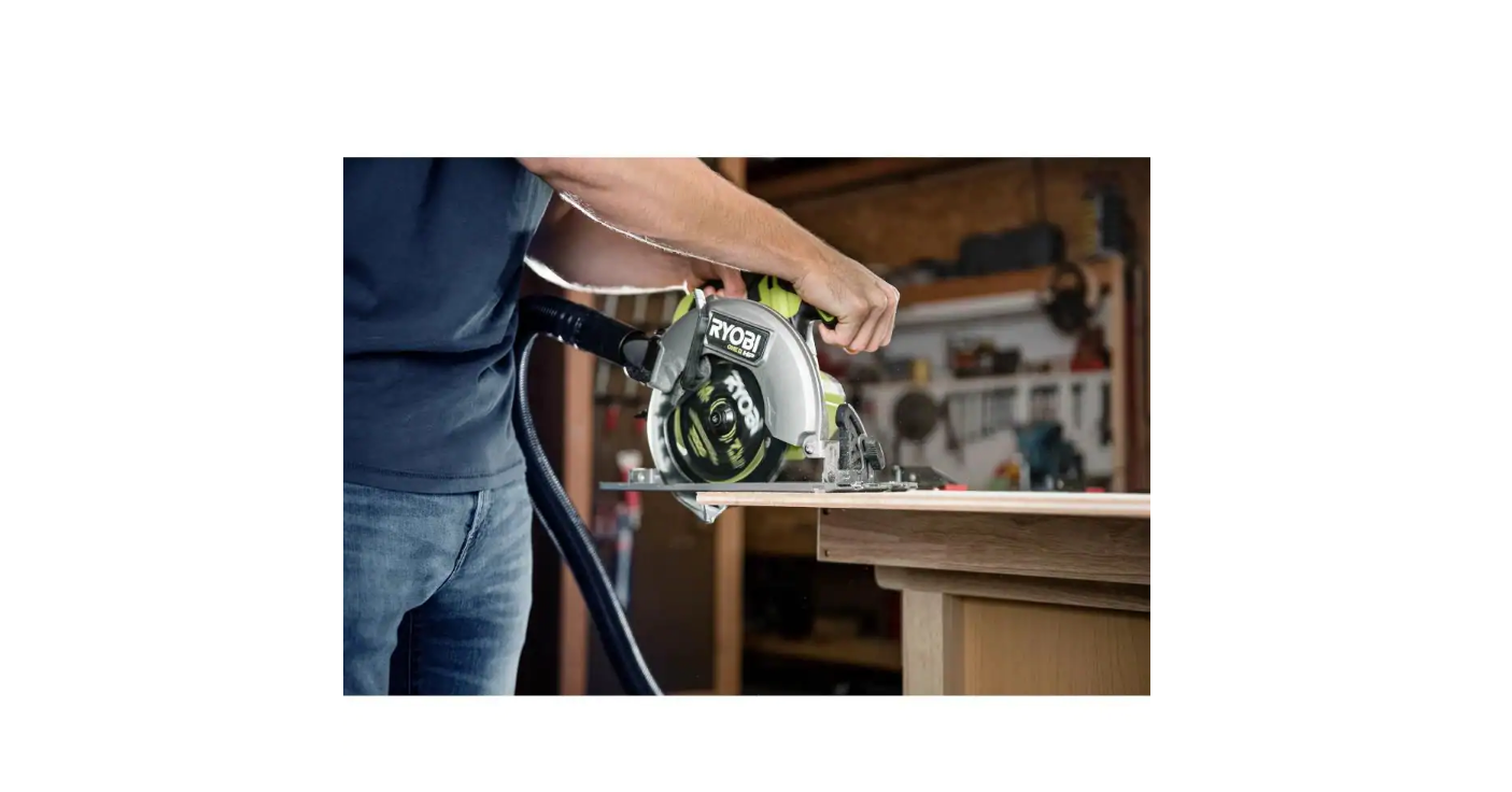 RYOBI PBLCS300K1 ONE+ HP 18V Brushless Cordless 7-1/4 in. Circular Saw Kit with 4.0 Ah HIGH PERFORMANCE Battery and Charger