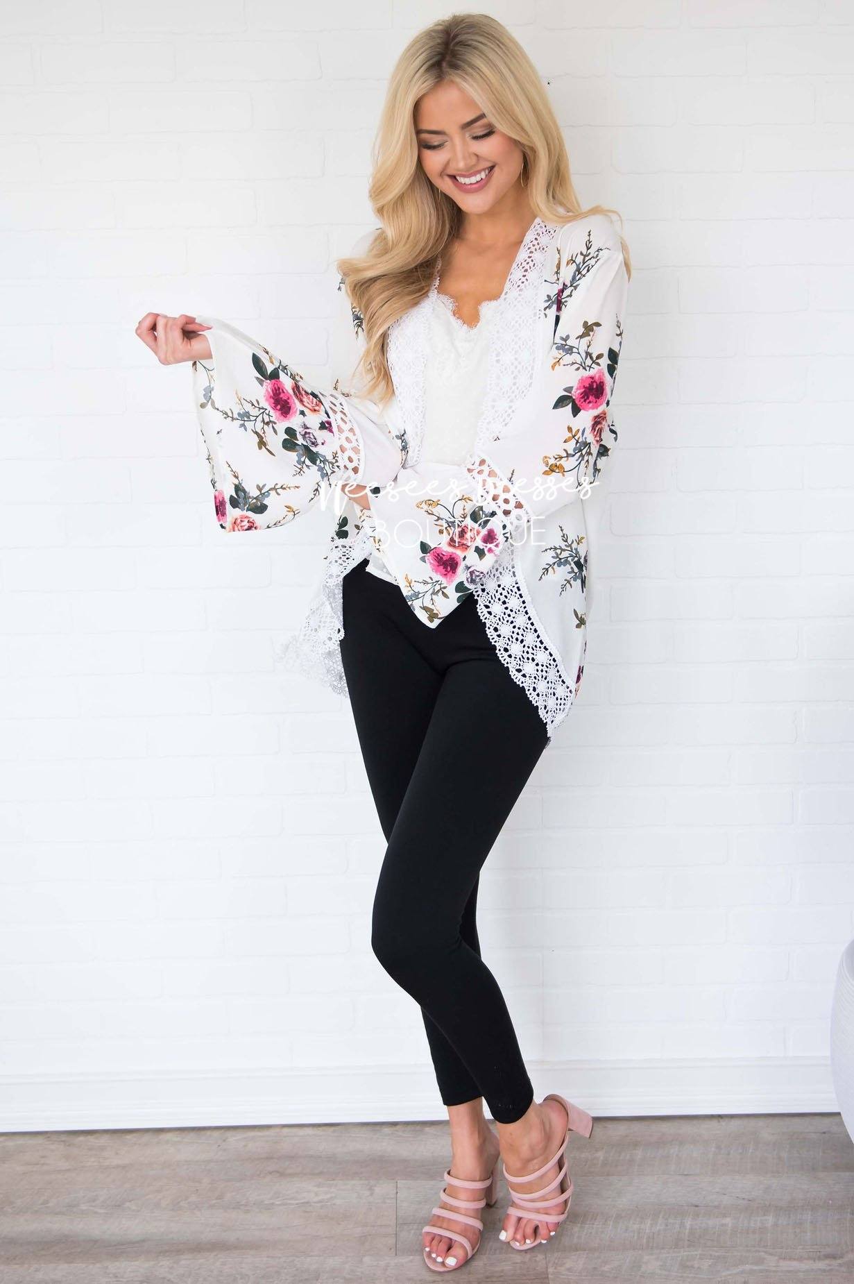 Just Bloom Floral Cardigan