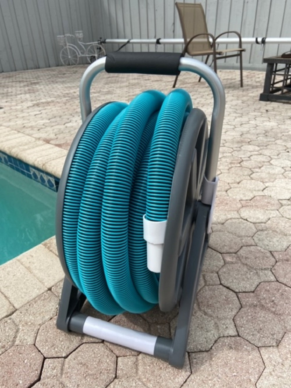 SWIMMING POOL FLEX HOSE REEL WITH HANDLE W/OUT HOSE