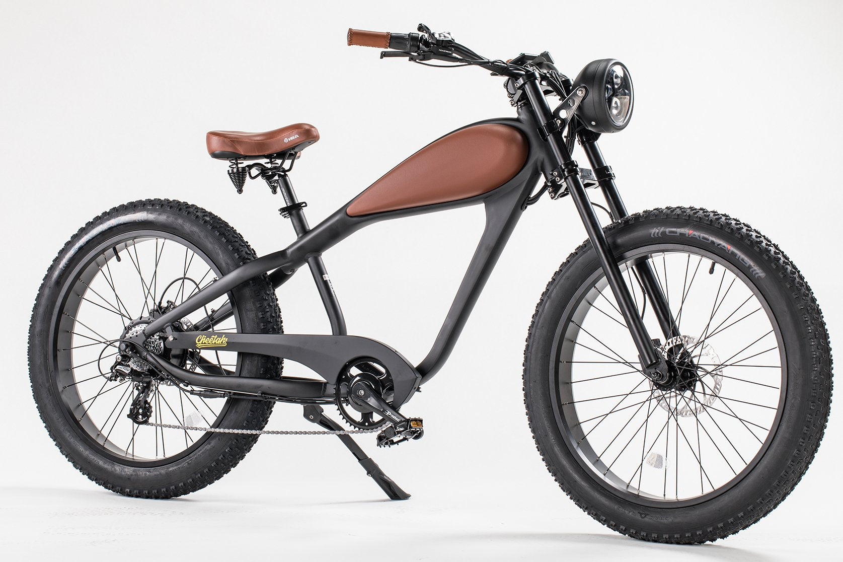 Revi  Bikes Cheetah Cafe Racer Elite 26 Inch Fat Tire Ebike 48V 750W Electric Bike