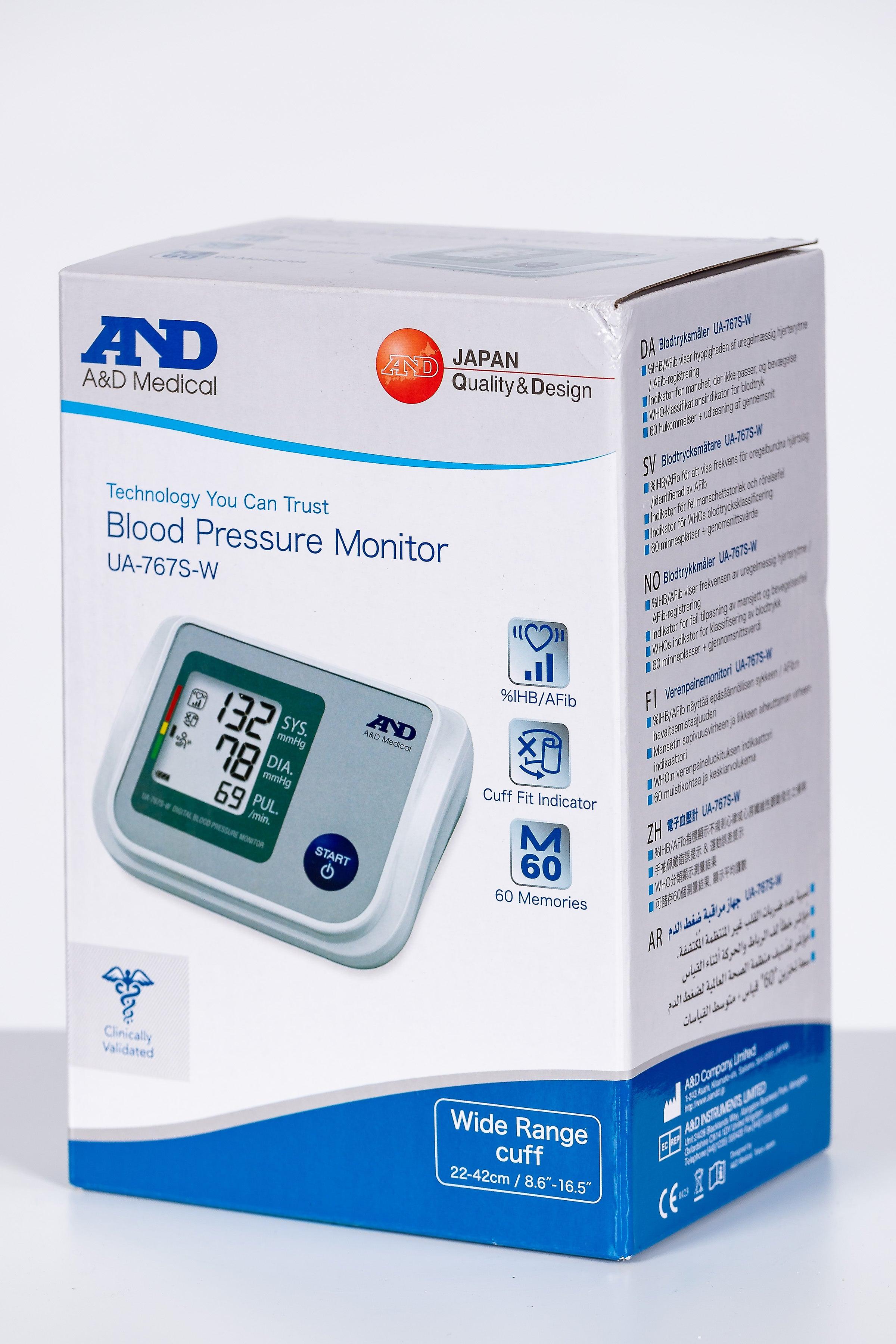 AandD UA-767S-W Blood Pressure Monitor - Upper Arm - 22-42cm - 60 Memory Sites - Recommended Dutch Heart Foundation