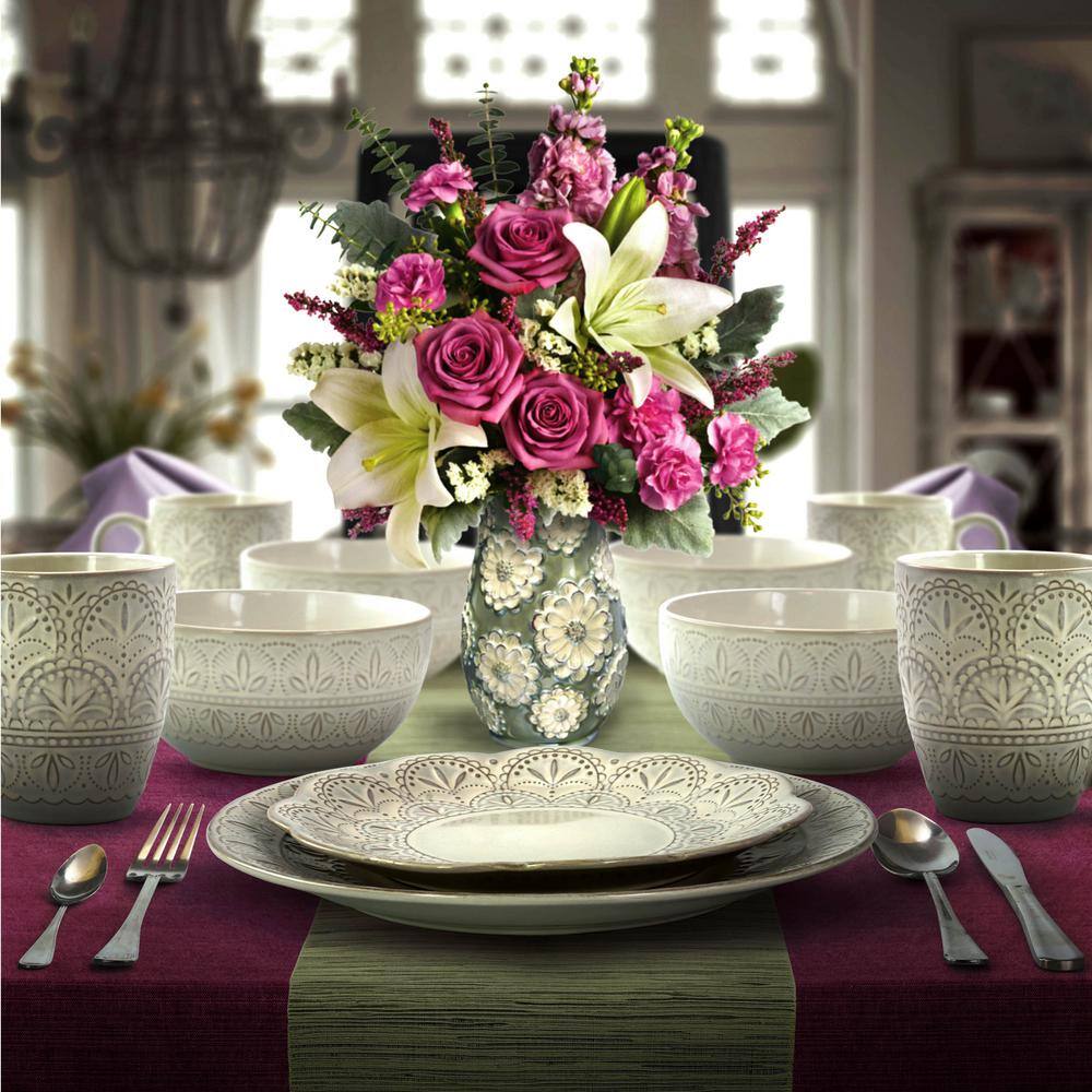 Elama 16-Piece Modern White Lace Stoneware Dinnerware Set (Service for 4) 985112045M