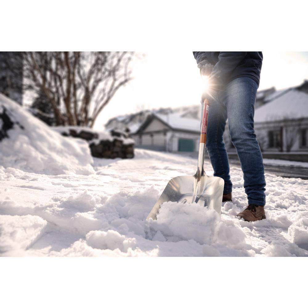 Husky 28 in. D-Grip Short Wood Handle Aluminum Scoop Shovel 77531-947