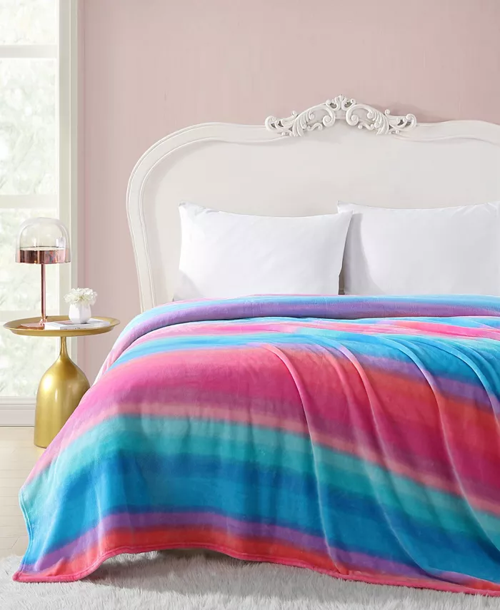 Betsey Johnson CLOSEOUT! Ombre Ultra Soft Plush Blanket  Full Queen