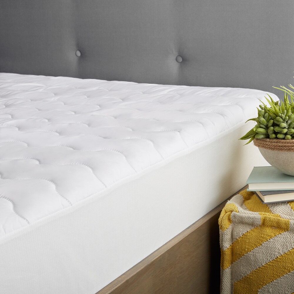 Hotel Easy Care Microfiber Mattress Pad   White