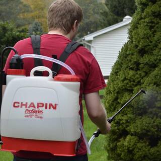 Chapin 4 Gal. Euro Style Back Pack Sprayer 61500