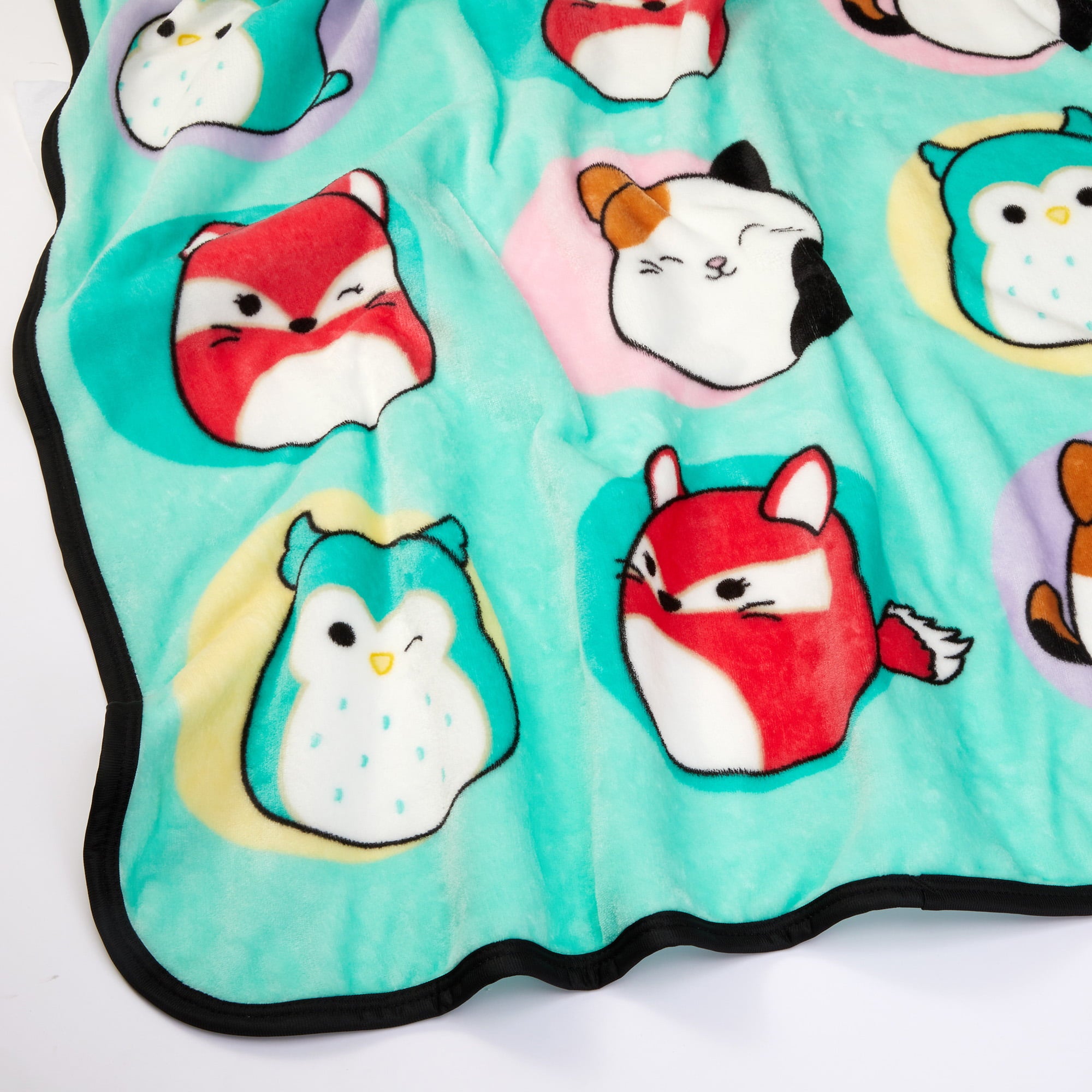 Squishmallows Kids Silky Soft Plush Throw Blanket， 40 x 50， Teal， Jazzwares