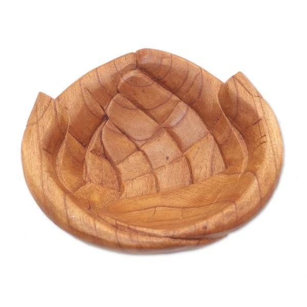 NOVICA Welcoming Hands， Wood catchall