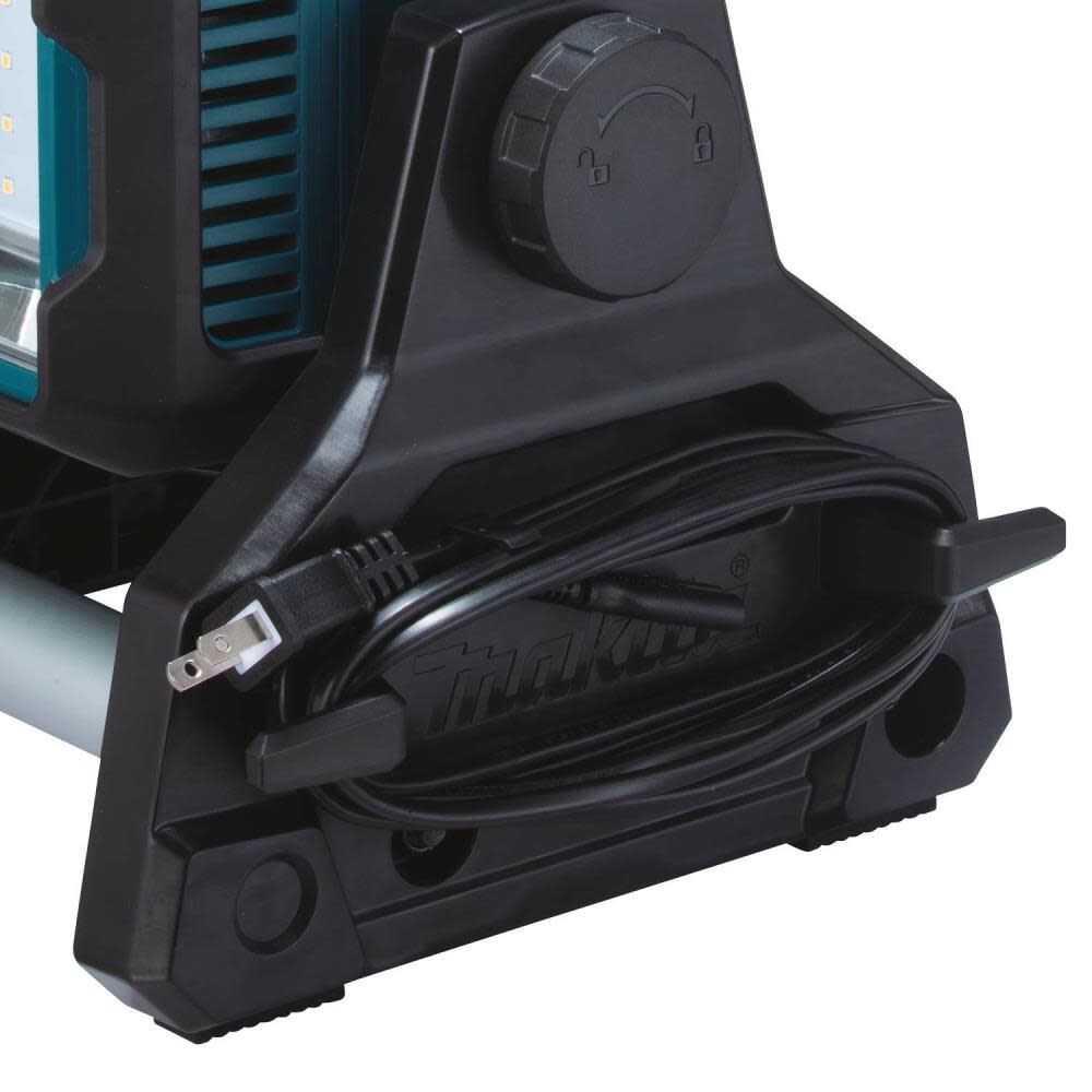 Makita 18V LXT Lithium-Ion Cordless/Corded Work Light Light Only DML811 from Makita