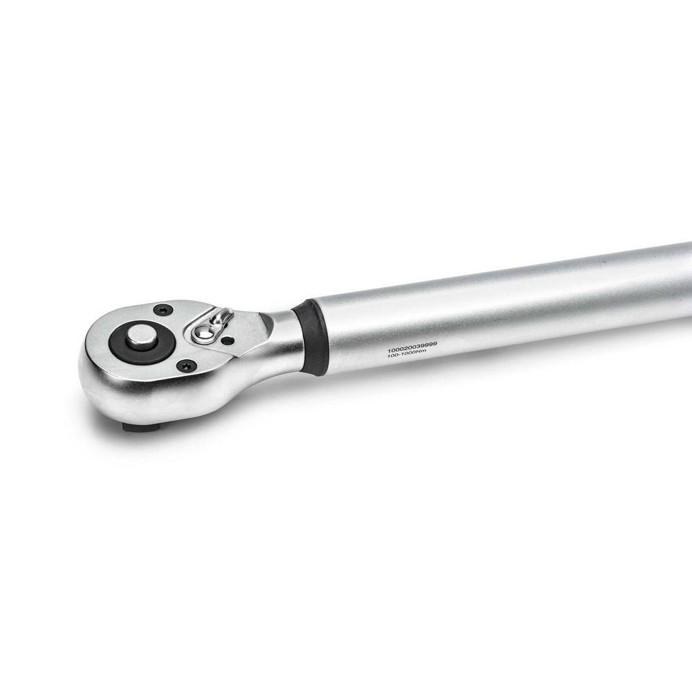 GEARWRENCH 34 in. Drive Electronic Torque Wrench 70 ft.lbs. to 750 ft.lbs. 85082