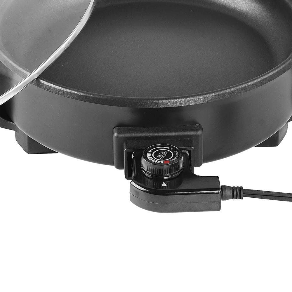 Brentwood Appliances 38 sq. in. Black Round Nonstick Electric Skillet with Vented Glass Lid SK-67BK