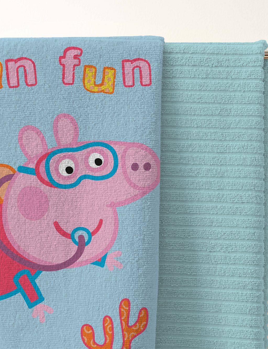 Pure Cotton Peppa Pig™ Kids' Bath Towel