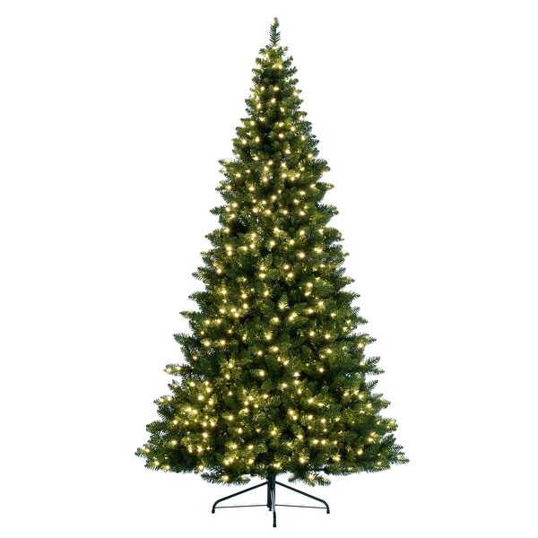 Vickerman 7.5' x 50 Chapel Pine Artificial Christmas Half Tree，Warm White Duralit LED Lights