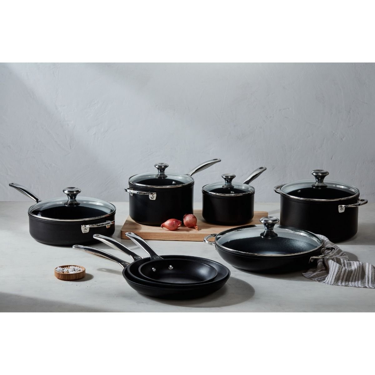 13-Piece Cookware Set - Toughened Nonstick Pro | Le Creuset