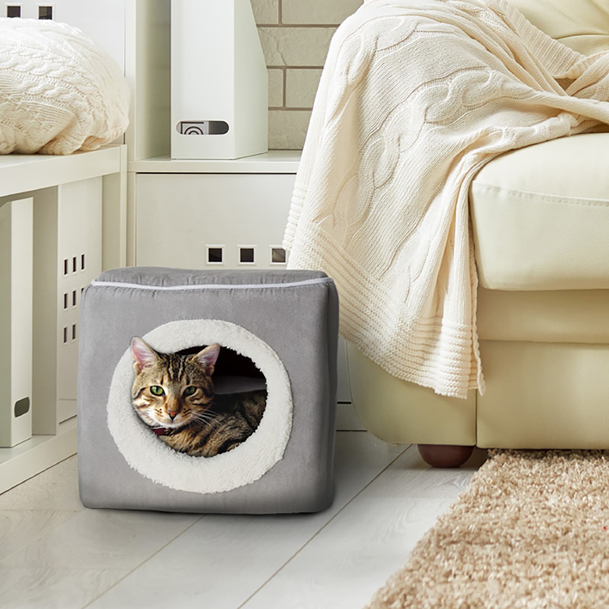 Pet Adobe Gray Enclosed Cat Bed， 13