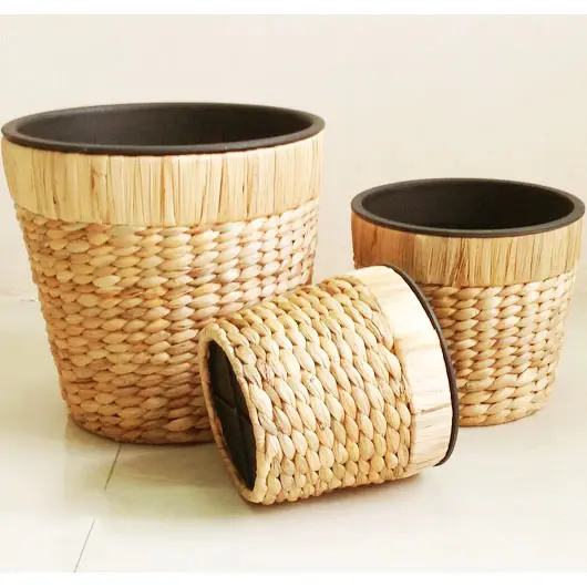 Hand woven Water Hyacinth Wicker Planter Pot Garden Iron Frame