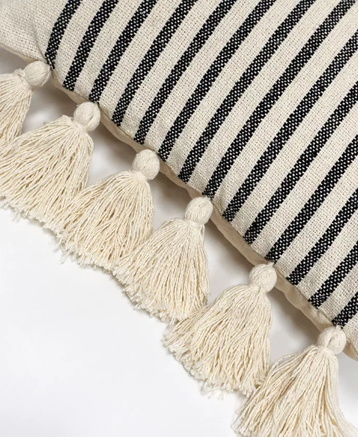 Millihome Margo Striped Hand-Tufted Decorative Pillow， 18